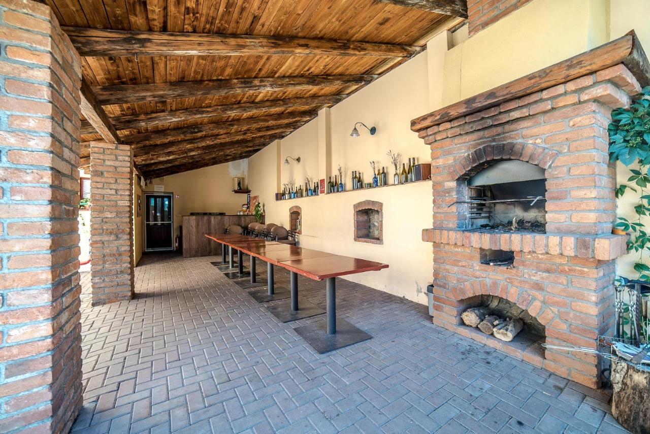 Antonio Residence Škvorec Extérieur photo
